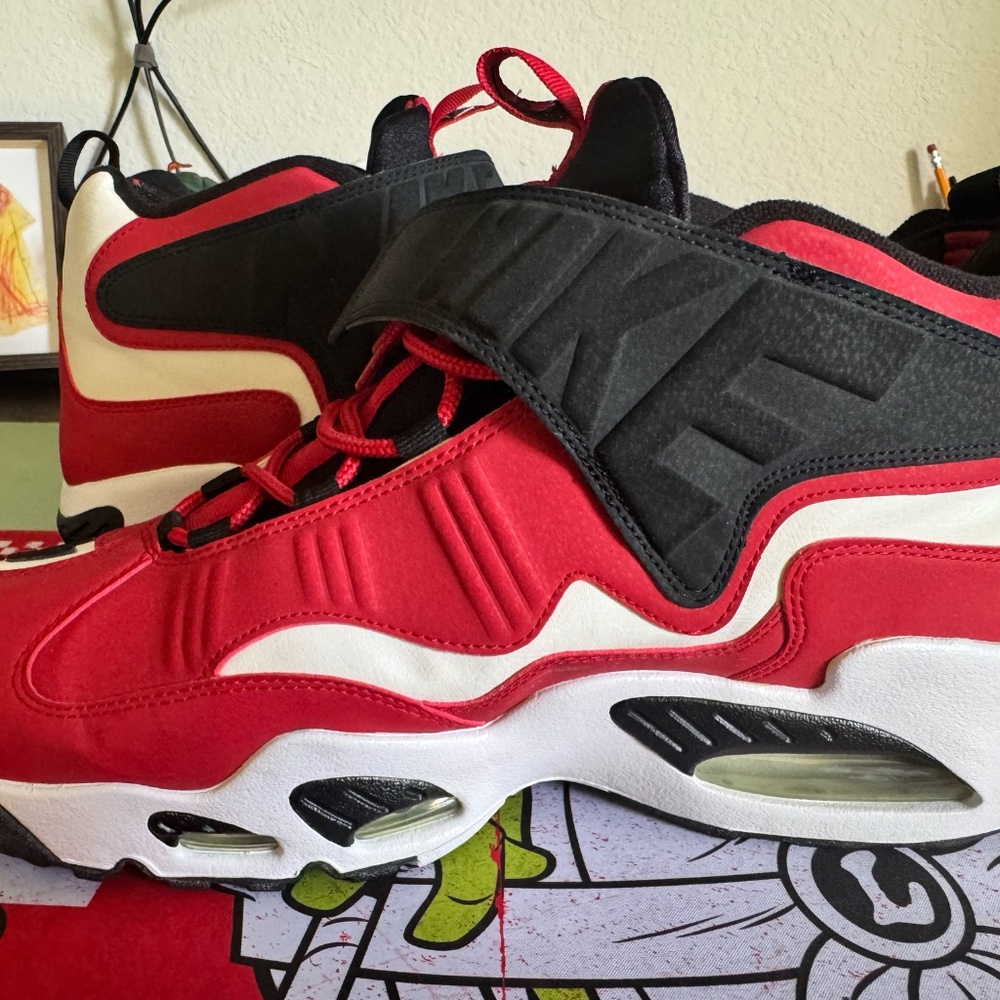 Nike Air Griffey Max 1 ‘Cincinnati Reds’ – The Swingman’s Legacy (No Box) - Picture 6 of 8